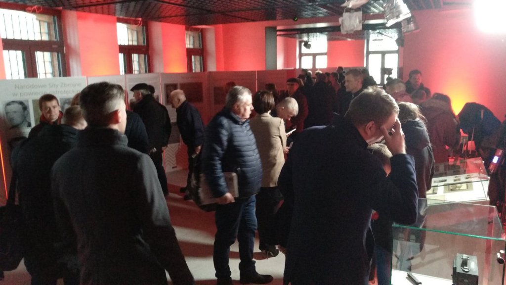 Budowa Muzeum Żołnierzy Wyklętych w Ostrołęce oficjalnie zakończona [01.03.2019] - zdjęcie #15 - eOstroleka.pl