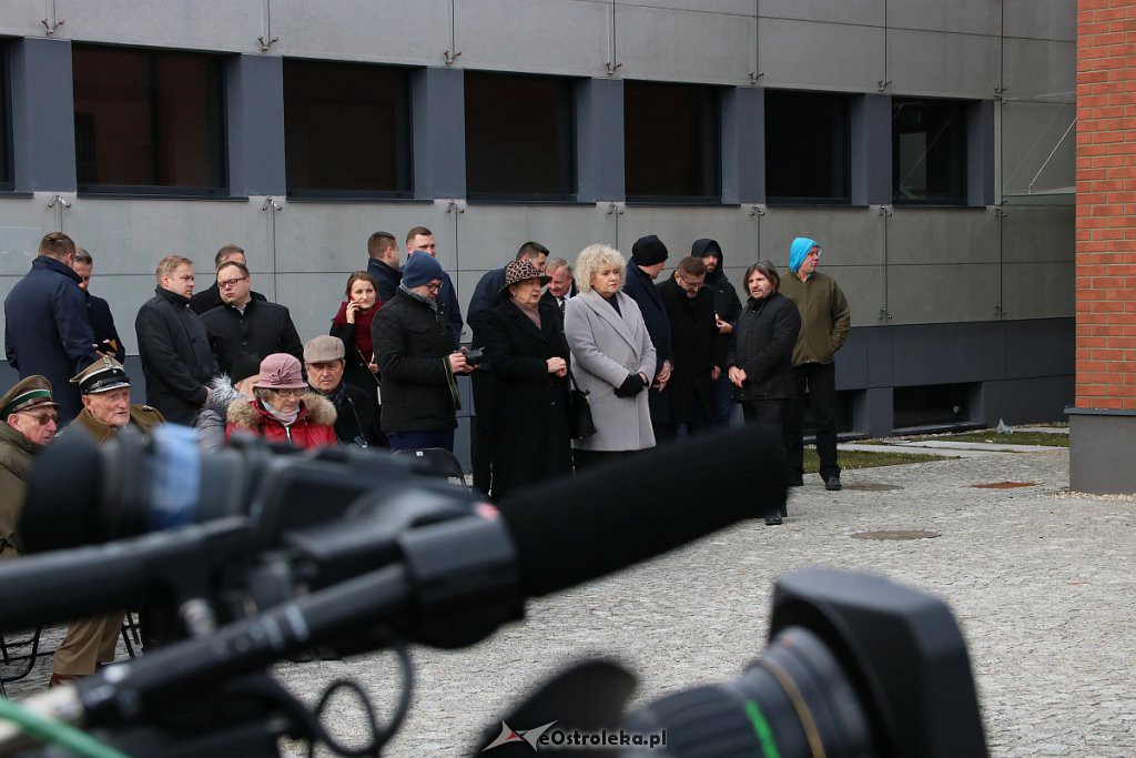 Budowa Muzeum Żołnierzy Wyklętych w Ostrołęce oficjalnie zakończona [01.03.2019] - zdjęcie #12 - eOstroleka.pl