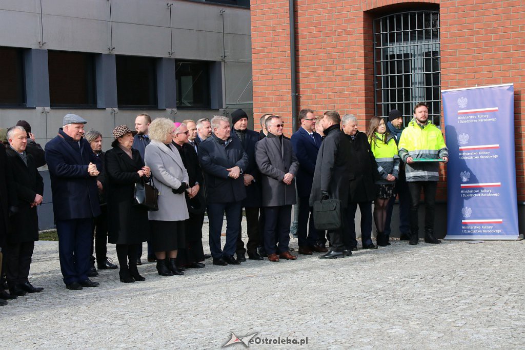 Budowa Muzeum Żołnierzy Wyklętych w Ostrołęce oficjalnie zakończona [01.03.2019] - zdjęcie #29 - eOstroleka.pl