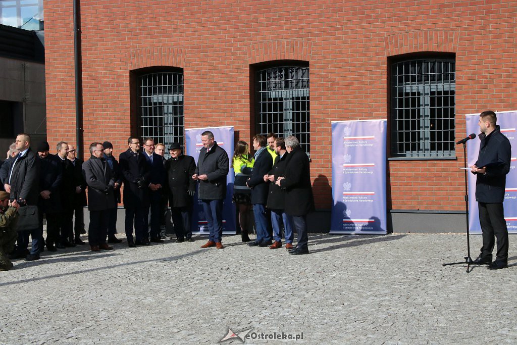 Budowa Muzeum Żołnierzy Wyklętych w Ostrołęce oficjalnie zakończona [01.03.2019] - zdjęcie #23 - eOstroleka.pl