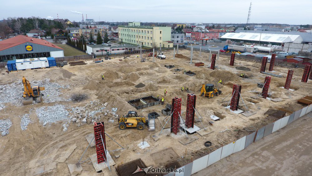 Budowa parku handlowego Vendo przy ul. Witosa [07.03.2019] - zdjęcie #15 - eOstroleka.pl