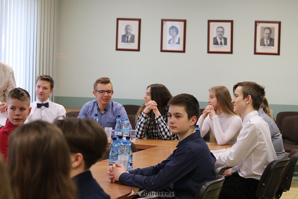 Spotkanie ws. młodzieżowej rady miasta [14.03.2019] - zdjęcie #26 - eOstroleka.pl