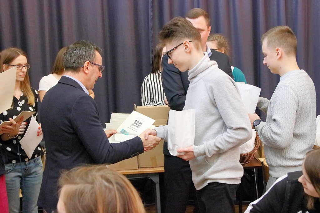 POCISK  w II LO w Ostrołęce [18.03.2019] - zdjęcie #20 - eOstroleka.pl