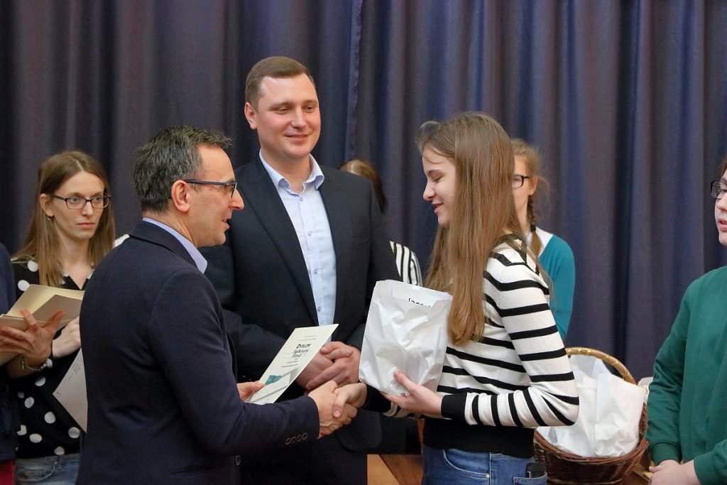 POCISK  w II LO w Ostrołęce [18.03.2019] - zdjęcie #12 - eOstroleka.pl