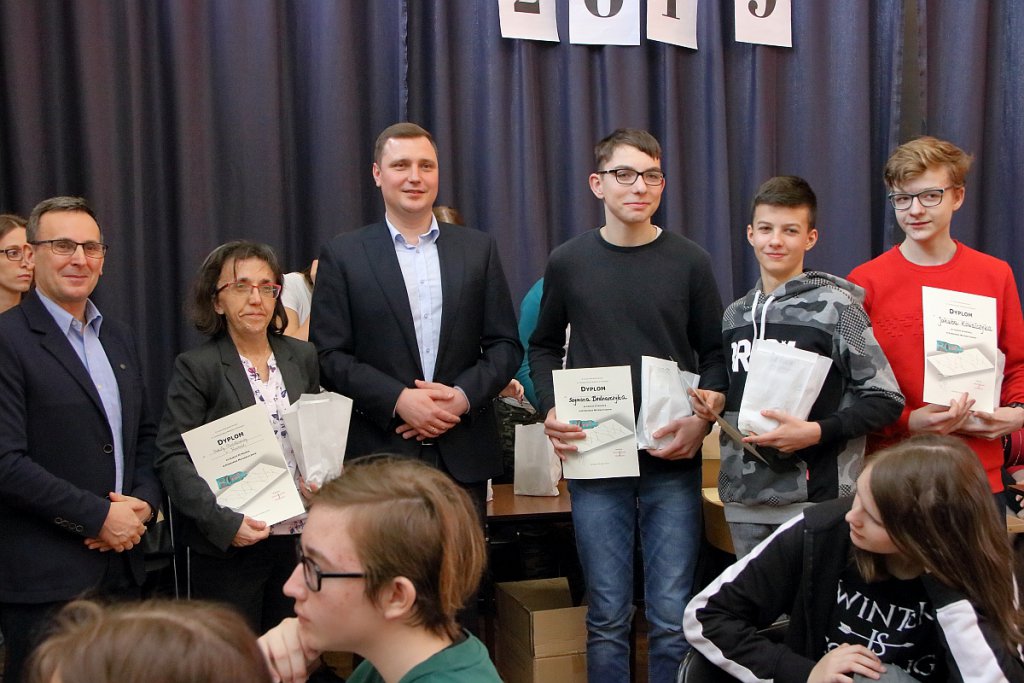POCISK  w II LO w Ostrołęce [18.03.2019] - zdjęcie #5 - eOstroleka.pl