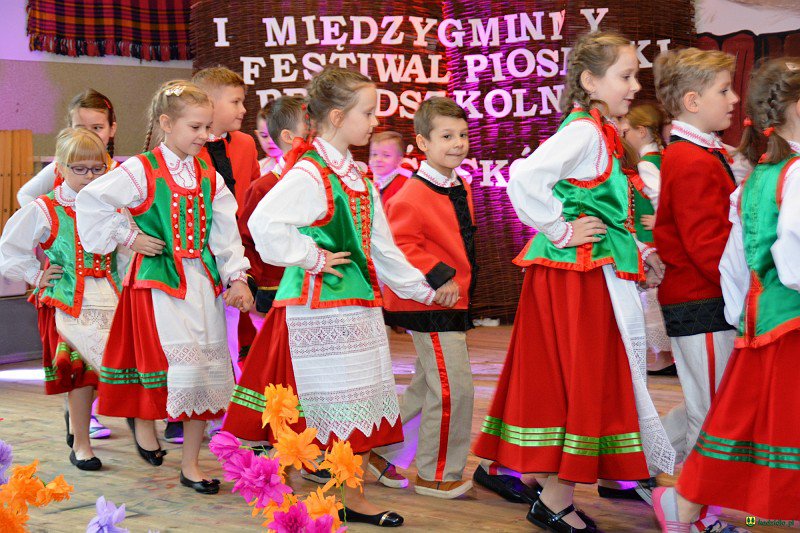 Festiwal Piosenki Przedszkolnej Rozśpiewany Przedszkolak - Na kurpśoskó nutë [19.03.2019] - zdjęcie #8 - eOstroleka.pl