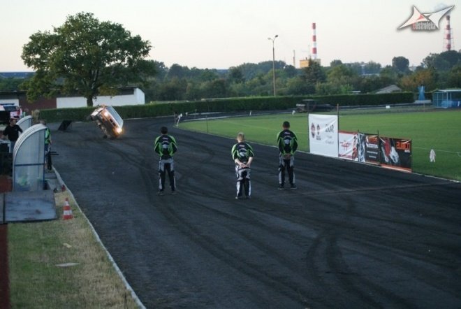 Grupa kaskaderów Flott Cascaders Team (10.07.2010) - zdjęcie #89 - eOstroleka.pl