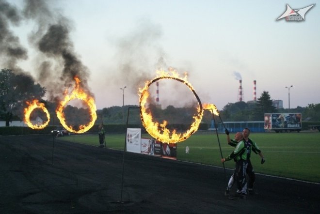 Grupa kaskaderów Flott Cascaders Team (10.07.2010) - zdjęcie #60 - eOstroleka.pl