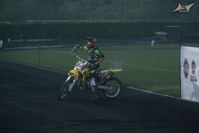 Grupa kaskaderów Flott Cascaders Team (10.07.2010) - zdjęcie #45 - eOstroleka.pl
