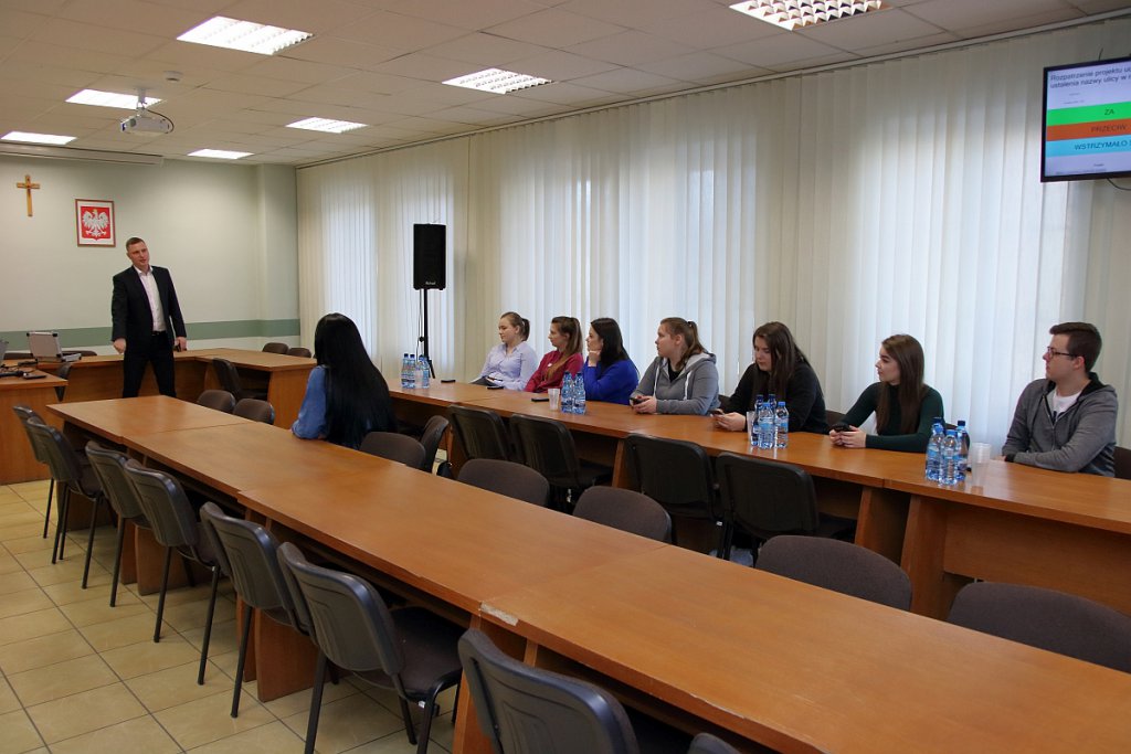 Lekcja samorządu z wiceprzewodniczącym Rady Miasta [20.03.2019] - zdjęcie #3 - eOstroleka.pl