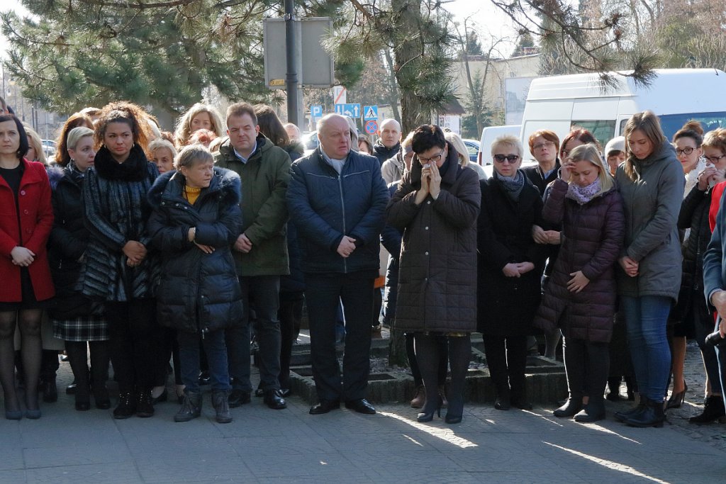 Ostrołęka: Urzędnicy złożyli hołd zmarłemu koledze [20.03.2019] - zdjęcie #29 - eOstroleka.pl