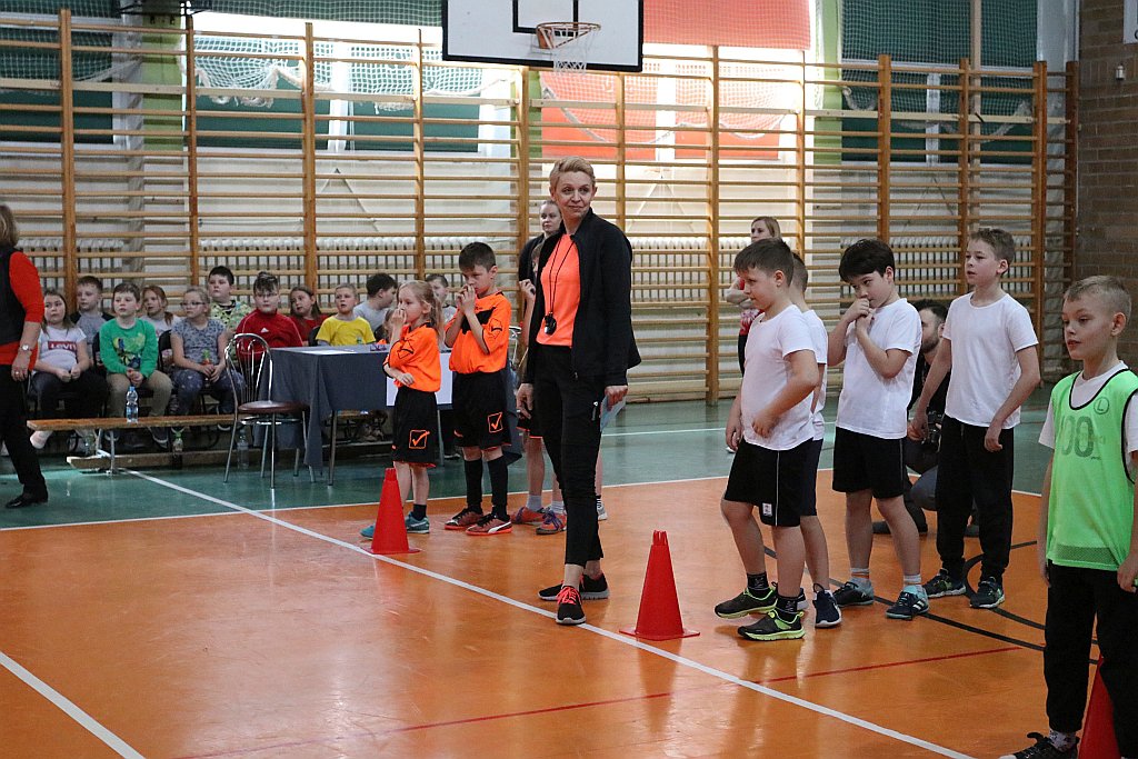 Turniej klas trzecich w Szkole Podstawowej nr 5 [22.03.2019] - zdjęcie #4 - eOstroleka.pl