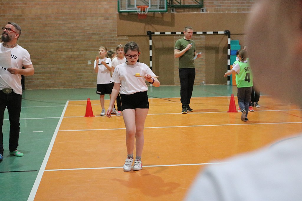 Turniej klas trzecich w Szkole Podstawowej nr 5 [22.03.2019] - zdjęcie #12 - eOstroleka.pl