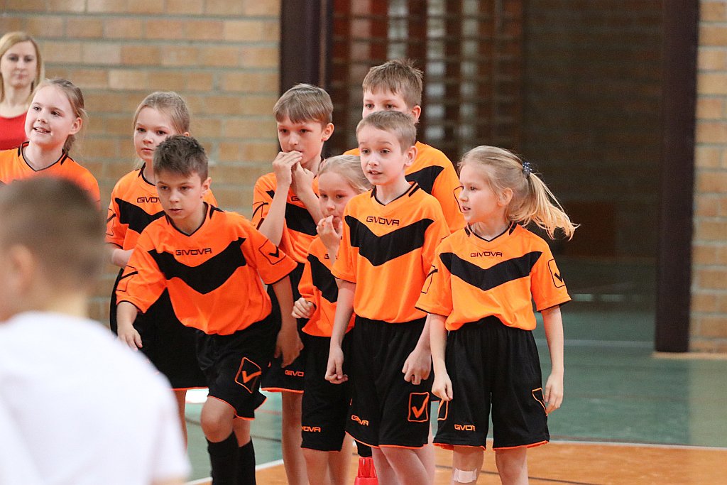 Turniej klas trzecich w Szkole Podstawowej nr 5 [22.03.2019] - zdjęcie #18 - eOstroleka.pl