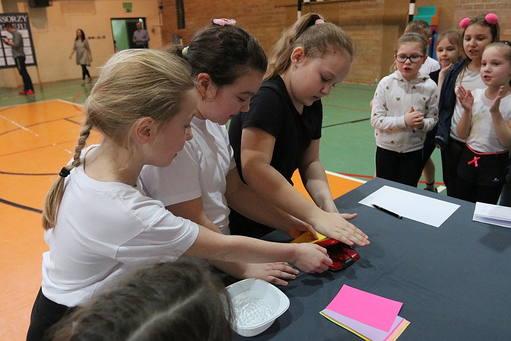 Turniej klas trzecich w Szkole Podstawowej nr 5 [22.03.2019] - zdjęcie #9 - eOstroleka.pl