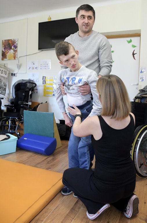 O pozycjonowaniu osób z niepełnosprawnością ruchową w „Kolorowej Szkole” [26.03.2019] - zdjęcie #5 - eOstroleka.pl