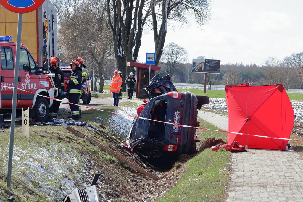 Koszmarny wypadek w Kordowie. Zginęło dwoje dzieci! [27.03.2019] - zdjęcie #10 - eOstroleka.pl