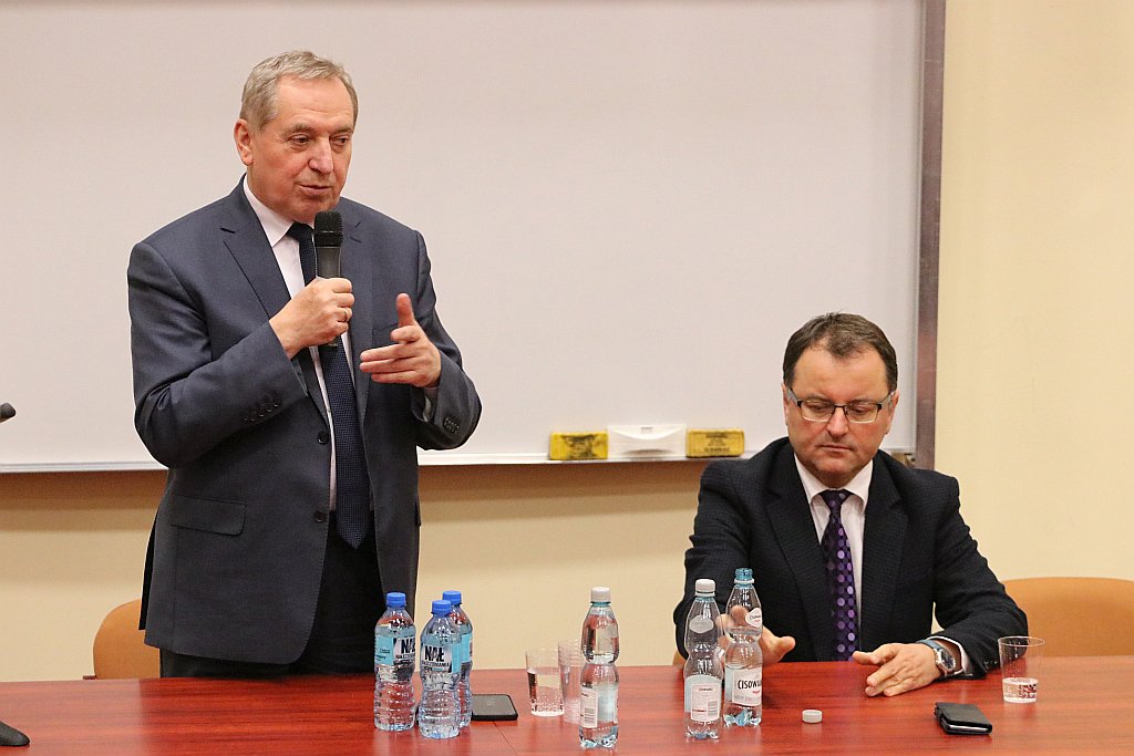 Spotkanie z ministrem Henrykiem Kowalczykiem [27.3.2019] - zdjęcie #8 - eOstroleka.pl