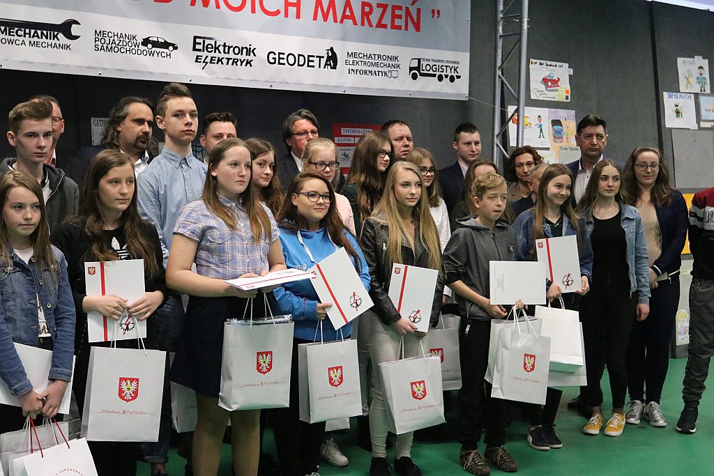 Zawód moich marzeń w ZSZ 1 [02.04.2019] - zdjęcie #1 - eOstroleka.pl