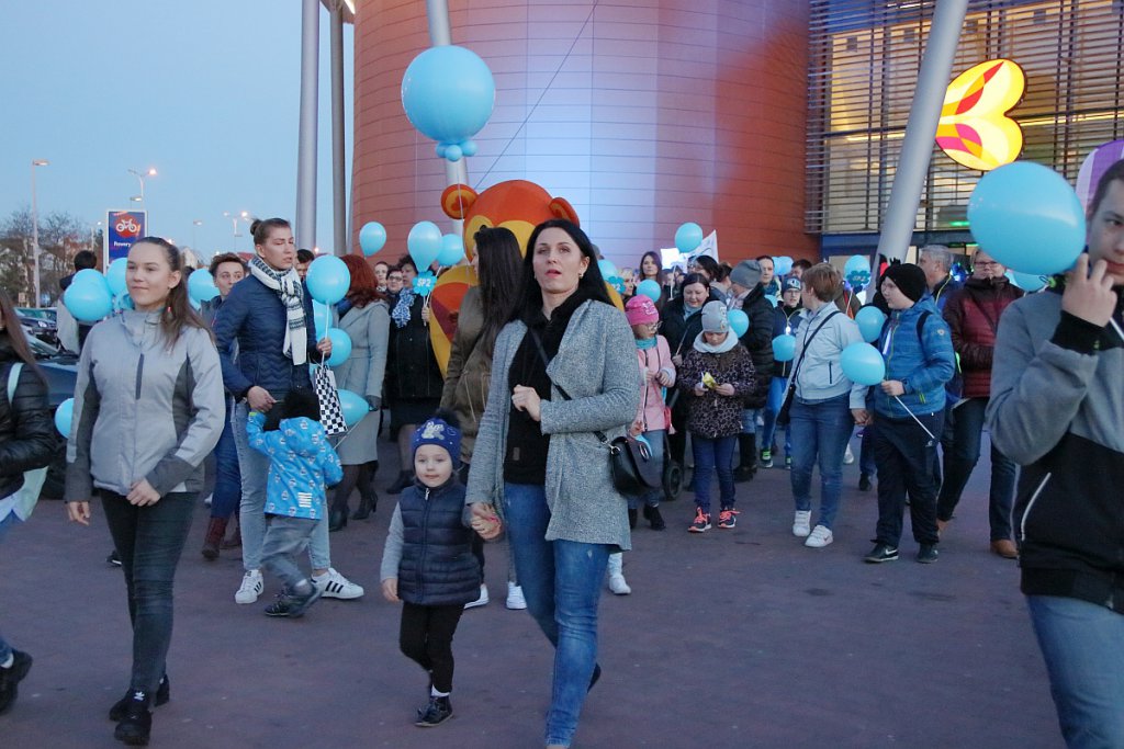 Niebieski Marsz w Ostrołęce [02.04.2019] - zdjęcie #42 - eOstroleka.pl