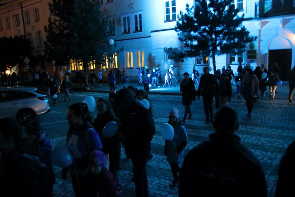 Niebieski Marsz w Ostrołęce [02.04.2019] - zdjęcie #28 - eOstroleka.pl