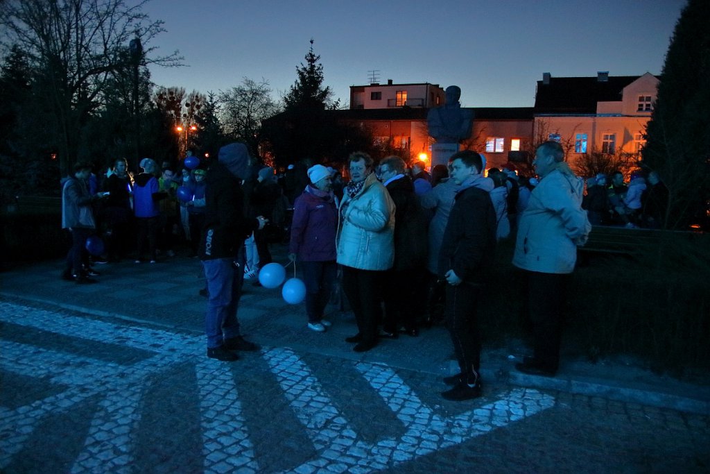 Niebieski Marsz w Ostrołęce [02.04.2019] - zdjęcie #90 - eOstroleka.pl