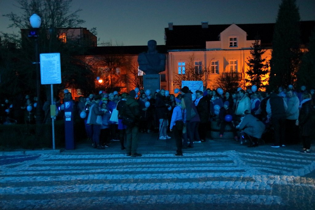 Niebieski Marsz w Ostrołęce [02.04.2019] - zdjęcie #102 - eOstroleka.pl