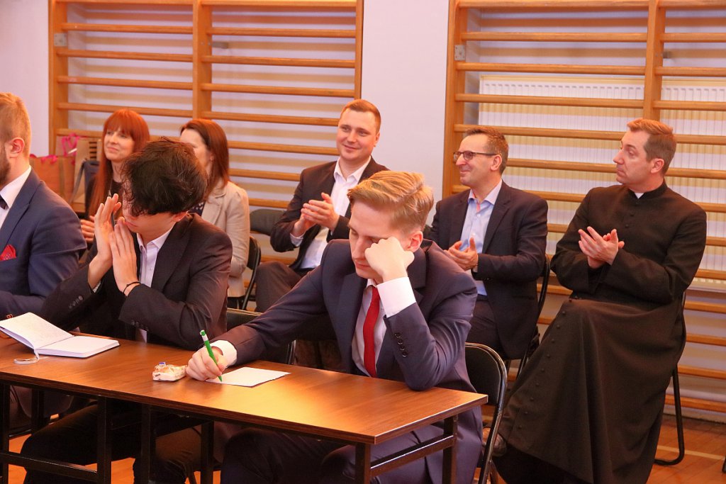 Debata oksfordzka w II LO [03.04.2019] - zdjęcie #15 - eOstroleka.pl