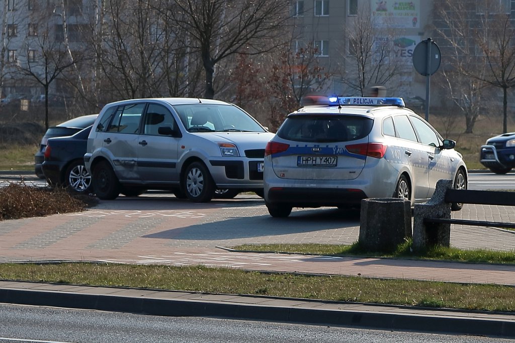Kolizyjny poranek na ostrołęckich ulicach [04.04.2019] - zdjęcie #8 - eOstroleka.pl