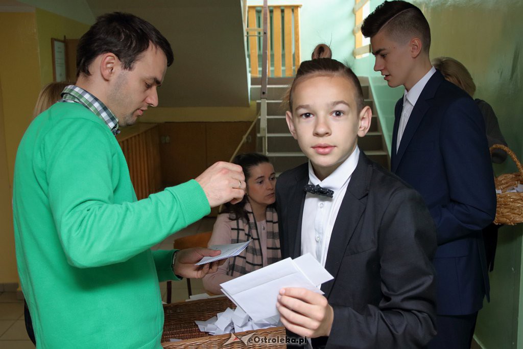 Drugi dzień egzaminów gimnazjalnych [11.04.2019] - zdjęcie #53 - eOstroleka.pl