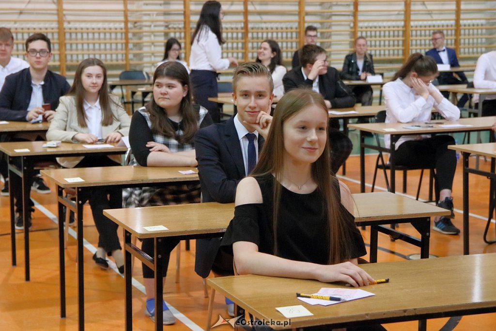 Drugi dzień egzaminów gimnazjalnych [11.04.2019] - zdjęcie #69 - eOstroleka.pl