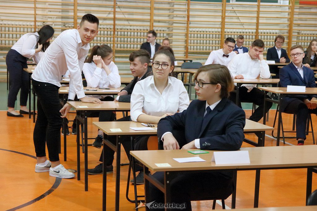 Drugi dzień egzaminów gimnazjalnych [11.04.2019] - zdjęcie #73 - eOstroleka.pl