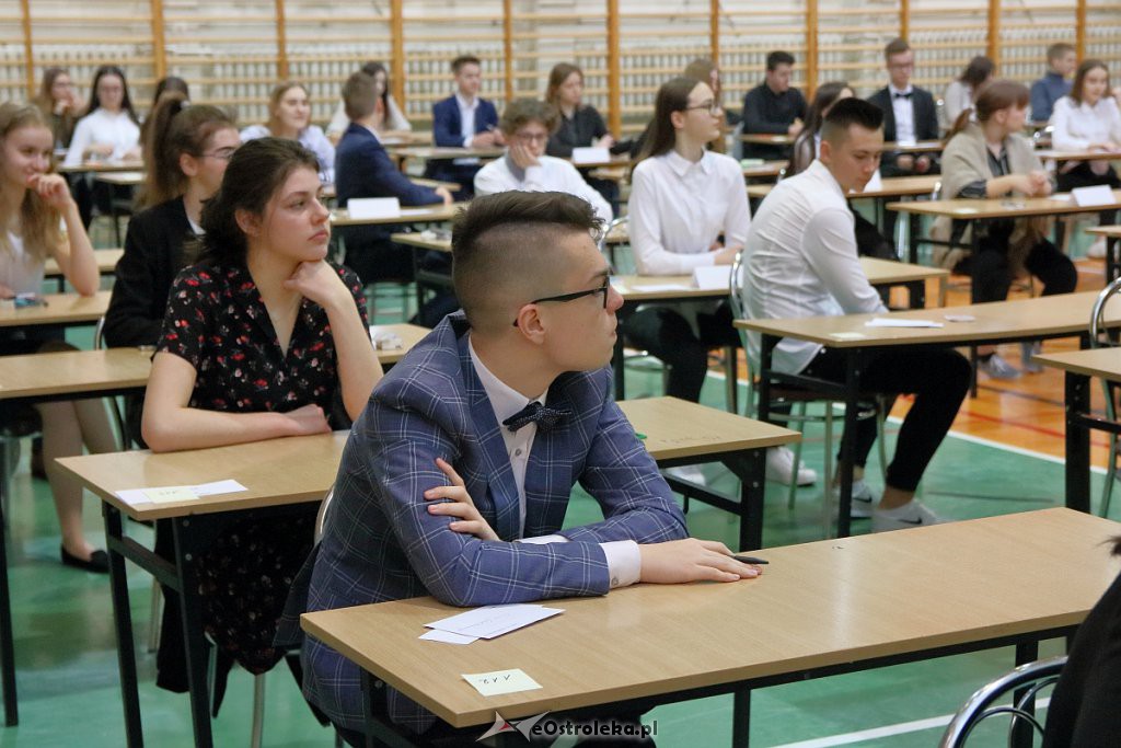 Drugi dzień egzaminów gimnazjalnych [11.04.2019] - zdjęcie #30 - eOstroleka.pl