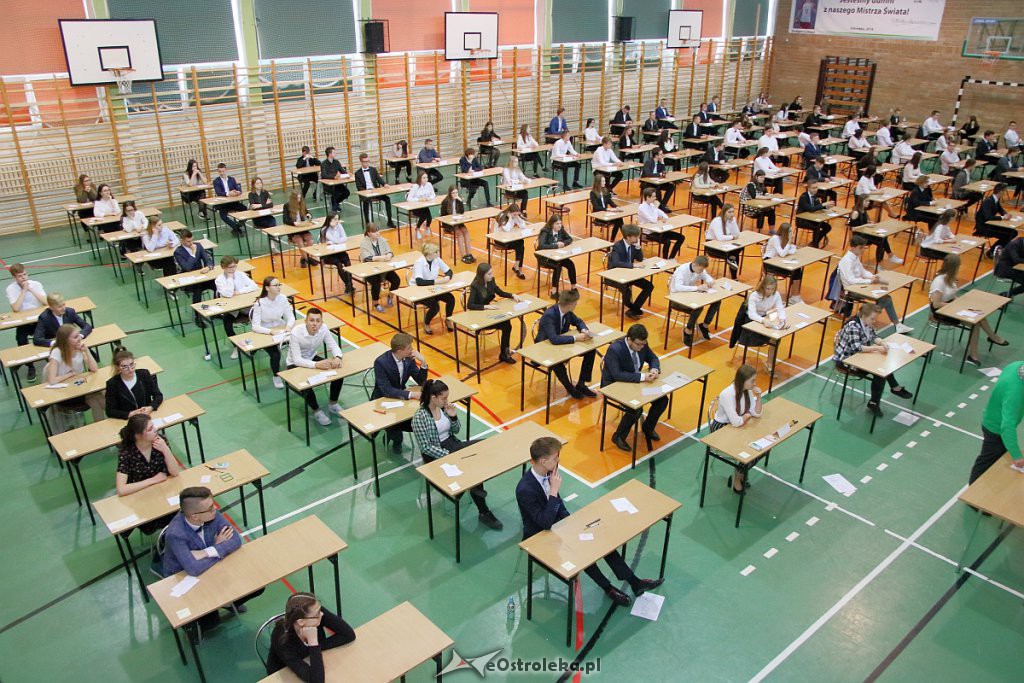 Drugi dzień egzaminów gimnazjalnych [11.04.2019] - zdjęcie #26 - eOstroleka.pl