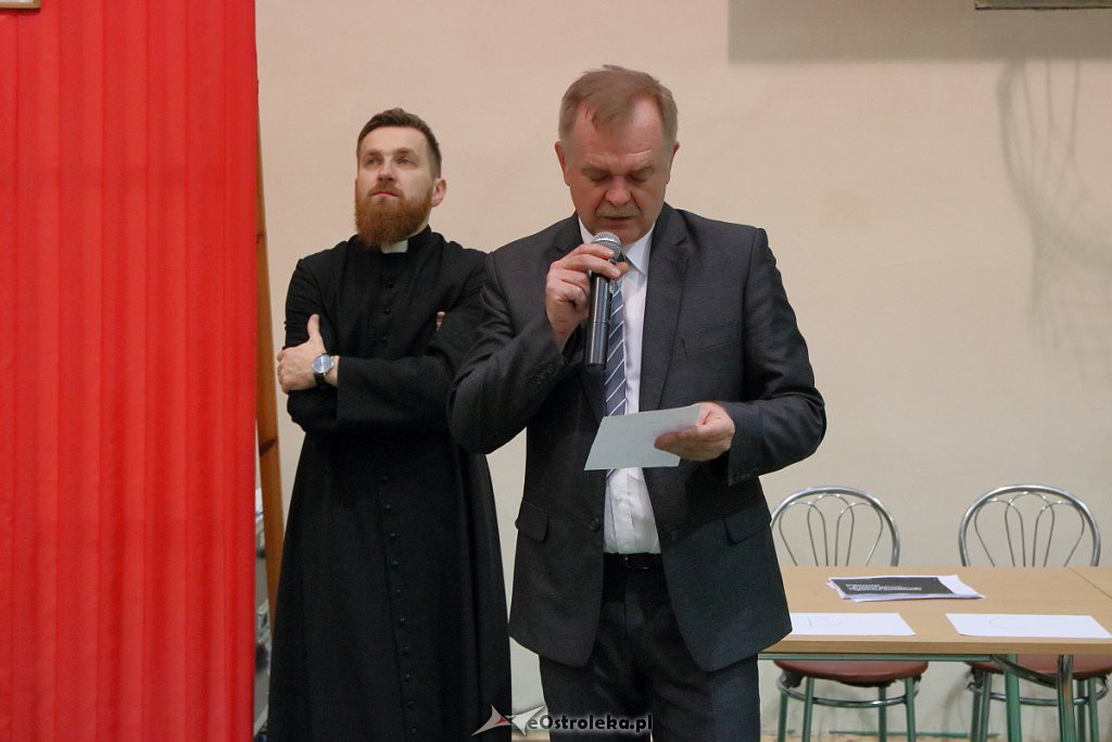 Drugi dzień egzaminów gimnazjalnych [11.04.2019] - zdjęcie #1 - eOstroleka.pl