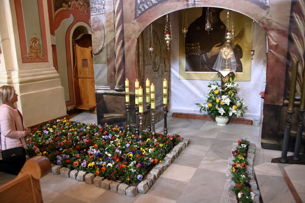 Groby Pańskie w ostrołęckich kościołach [20.04.2019] - zdjęcie #11 - eOstroleka.pl