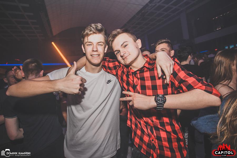 ZaLany Poniedziałek w Clubie Capitol Sypniewo [ZDJĘCIA] - zdjęcie #44 - eOstroleka.pl