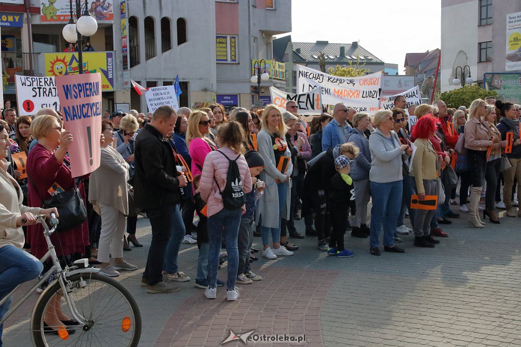 Wiec poparcia dla nauczycieli w Ostrołęce [24.04.2019] - zdjęcie #50 - eOstroleka.pl