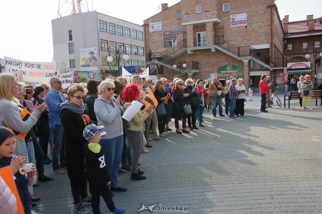 Wiec poparcia dla nauczycieli w Ostrołęce [24.04.2019] - zdjęcie #54 - eOstroleka.pl