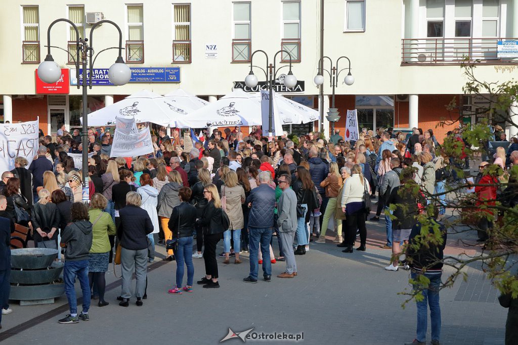 Wiec poparcia dla nauczycieli w Ostrołęce [24.04.2019] - zdjęcie #73 - eOstroleka.pl