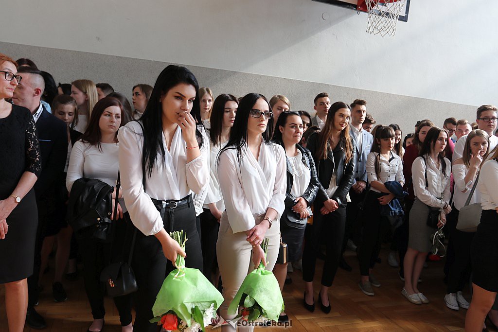 Zakończenie roku szkolnego klas maturalnych w ZSZ 4 [29.4.2019] - zdjęcie #9 - eOstroleka.pl