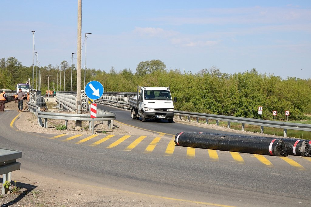 Uwaga kierowcy: Ruch wahadłowy na moście tymczasowym w Ostrołęce [01.05.2019] - zdjęcie #9 - eOstroleka.pl