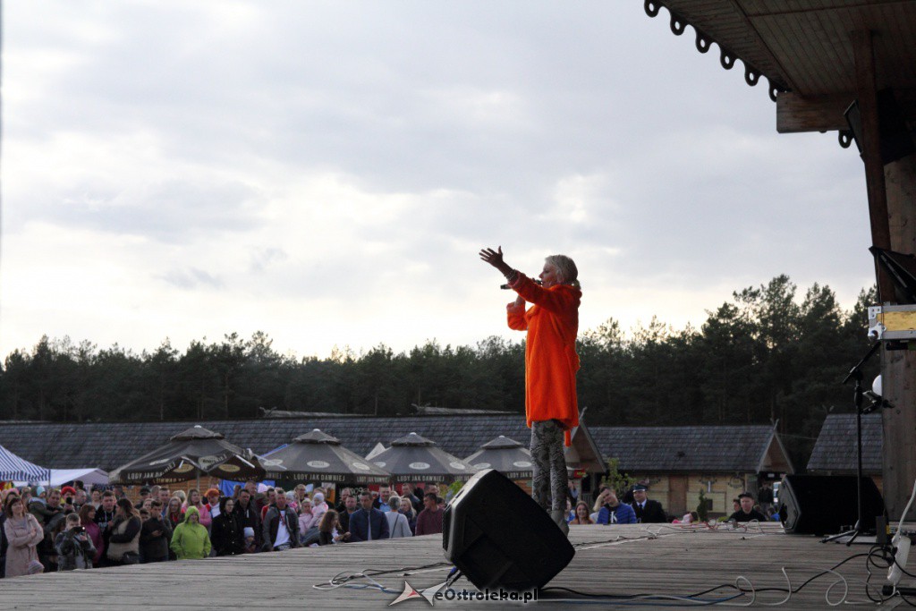 Koncert Mejk w Kurpiowskiej Krainie w Wykrocie [03.05.2019] - zdjęcie #18 - eOstroleka.pl