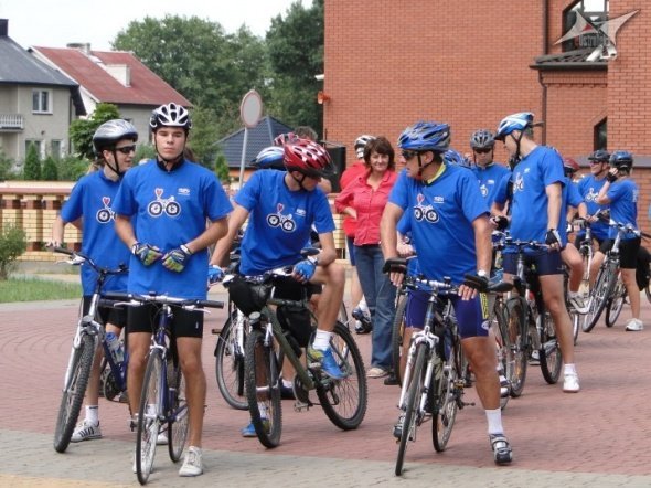 Pielgrzymka rowerowa do Częstochowy (31.07.2010) - zdjęcie #7 - eOstroleka.pl