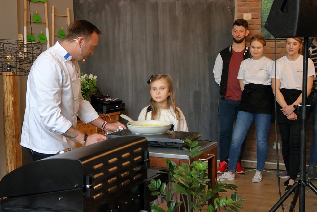Pokaz gotowania w wykonaniu mateusza Gesslera [10.05.2019] - zdjęcie #31 - eOstroleka.pl