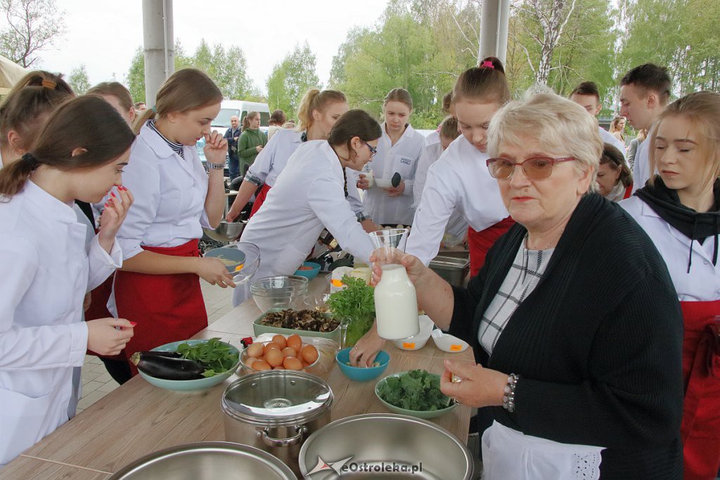 Międzypokoleniowe zmagania kulinarne w Multimedialnym Centrum Natura [10.05.2019] - zdjęcie #37 - eOstroleka.pl