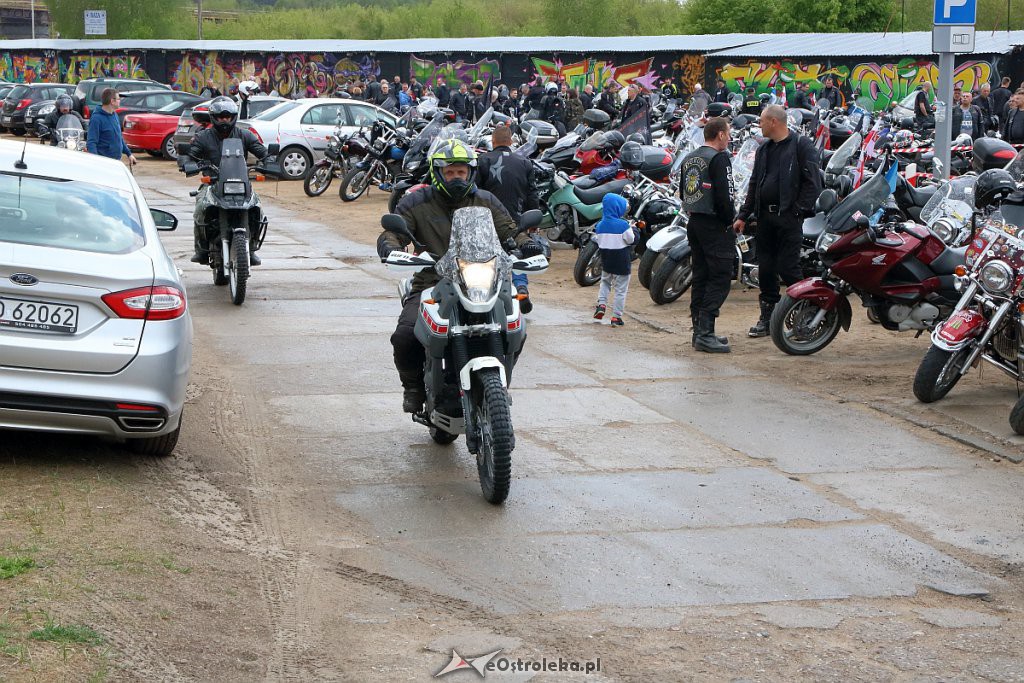 Rozpoczęcie sezonu motocyklowego i parada ulicami miasta [11.05.2019] - zdjęcie #6 - eOstroleka.pl