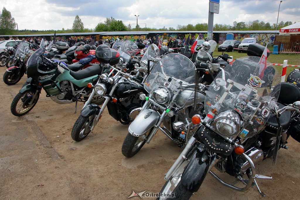 Rozpoczęcie sezonu motocyklowego i parada ulicami miasta [11.05.2019] - zdjęcie #9 - eOstroleka.pl