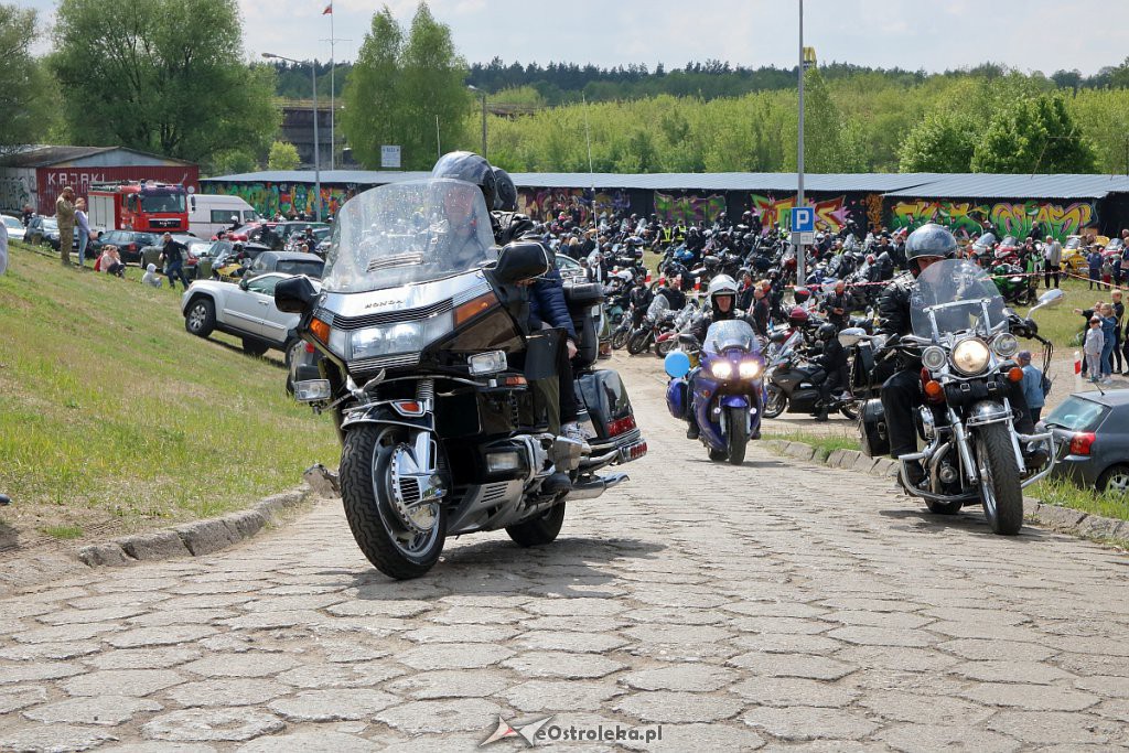 Rozpoczęcie sezonu motocyklowego i parada ulicami miasta [11.05.2019] - zdjęcie #72 - eOstroleka.pl