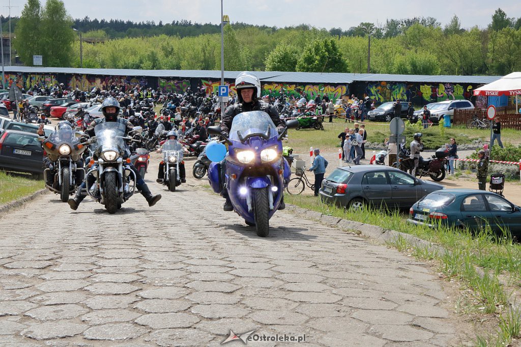 Rozpoczęcie sezonu motocyklowego i parada ulicami miasta [11.05.2019] - zdjęcie #74 - eOstroleka.pl